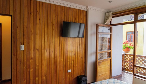 Executive Suite