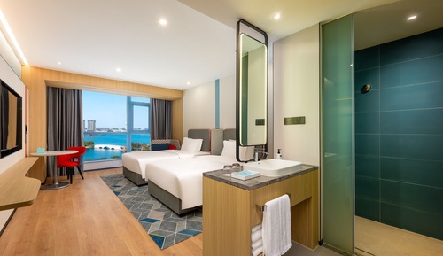 Standard Room, 2 Twin Beds, Lake View