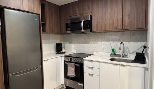 Deluxe Room, 1 King Bed, Kitchen