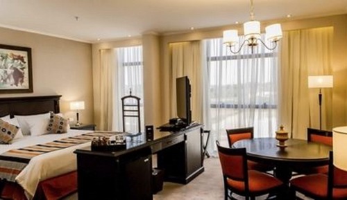 Suite, River View
