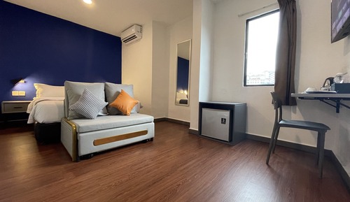 d. Superior Suite