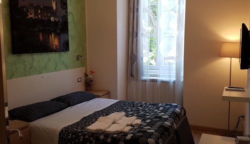 Comfort Double Room, Refrigerator & Microwave