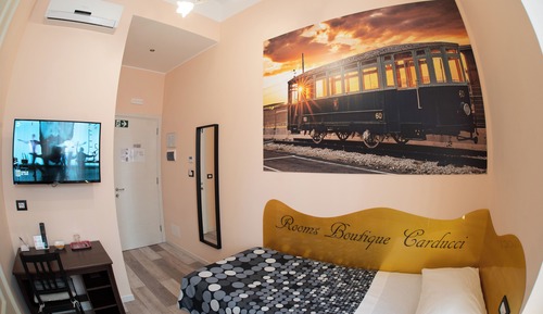 Single Room, Private Bathroom
