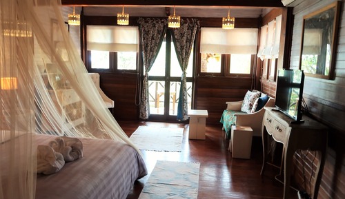 Deluxe Room (Sea Front Studio)