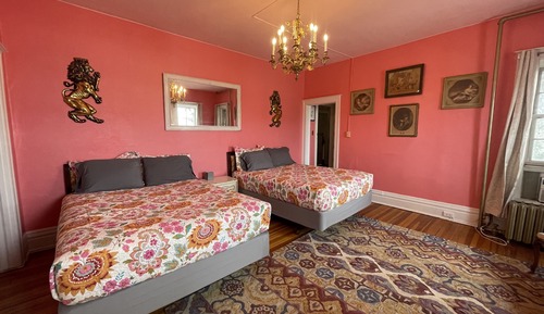 Beatrice Suite 21