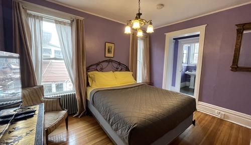 Alice Suite 25