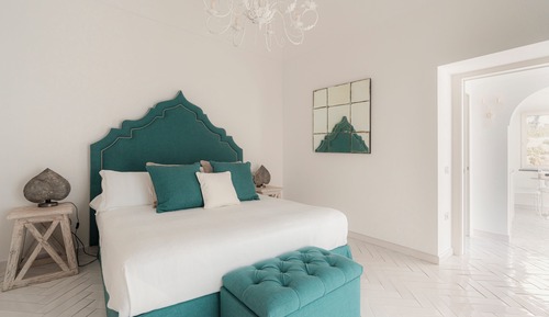 Luxury Villa, 3 Bedrooms, Hot Tub, Sea View