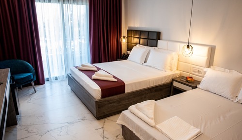 Quadruple Room, 1 Queen Bed with Sofa bed