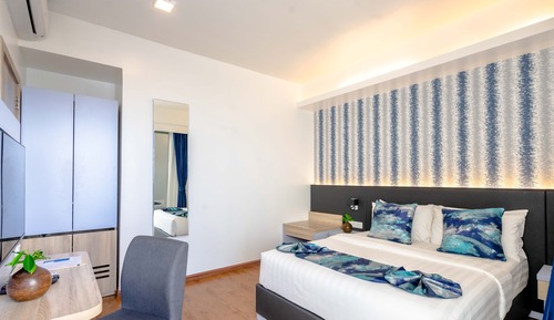 Super Deluxe Room with Balcony and Island View