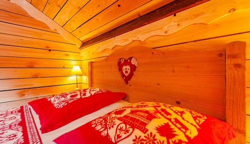 Standard Quadruple Room, Private Bathroom