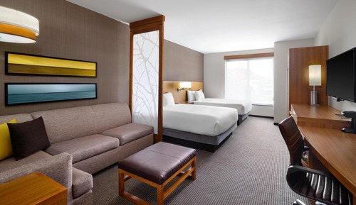 Room, Accessible, Bathtub (2 Queen Beds with Sofa Bed)