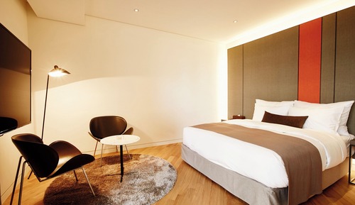 Deluxe Double Room with Bathtub