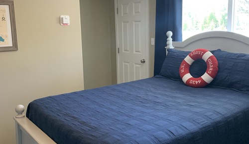 Suite, Lake View