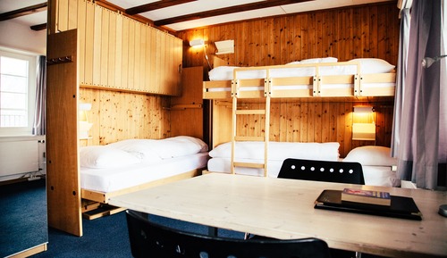 Basic Triple Room, Shared Bathroom