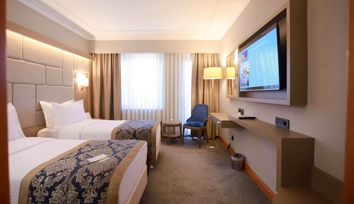 Room, 2 Twin Beds, Sea View
