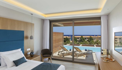 Deluxe Double Room Swim Up Side Sea View (Residences Area)
