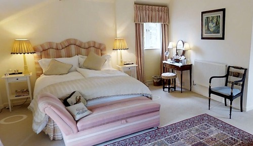 Double Room, Ensuite (The Pink Room)