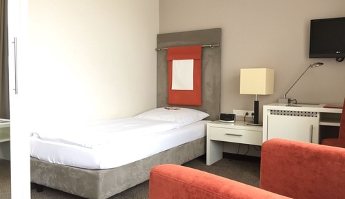 Classic Single Room
