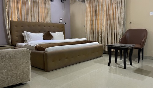 Presidential Suite, Vineyard View