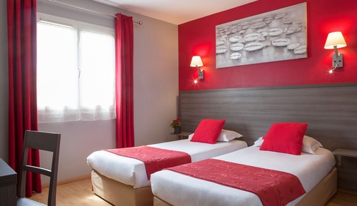 Standard Twin Room
