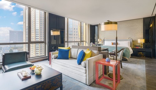 Open-Plan Suite King