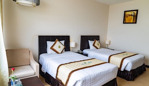 Deluxe Double Room, Multiple Beds, City View