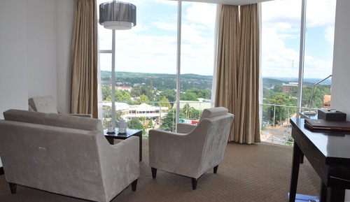 Premier Suite, 1 King Bed, City View