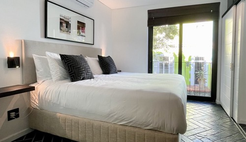 Deluxe Apartment, Non Smoking, Mountain View