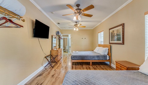 Suite, Multiple Beds, Terrace, Courtyard View (Crystal River Suite, up to 3 rooms)