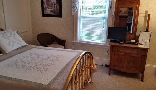 Classic Room, 1 Queen Bed (7)