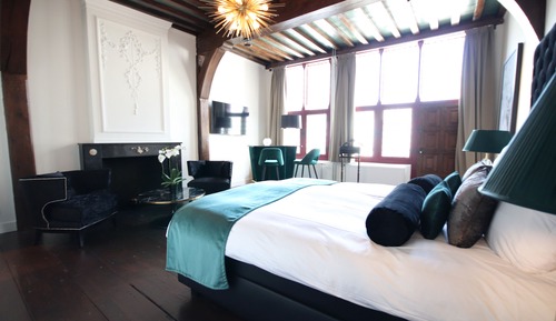 Superior Suite, 1 King Bed, Terrace, City View