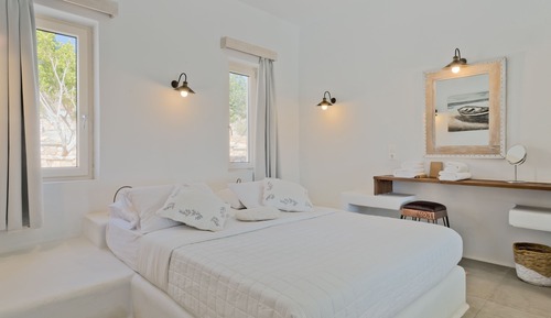One Bedroom Bungalow with Sea View