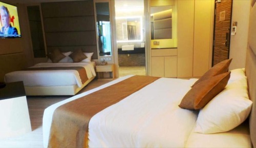 Family Suite