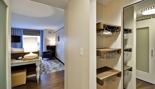 Premium Room, 1 King Bed