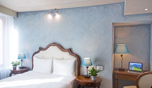 Business Single Room