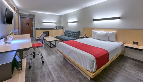 Superior Room, 1 Queen Bed with Sofa bed