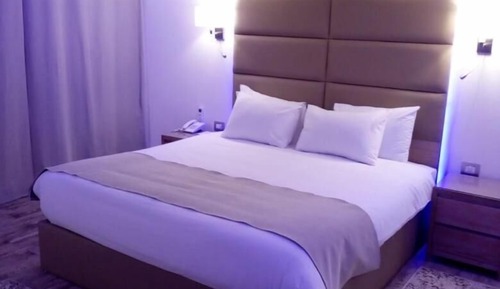 City Studio, 1 Queen Bed