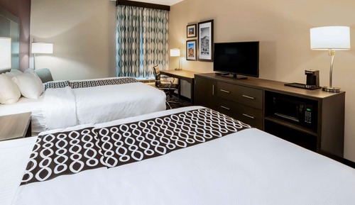 Room, 2 Queen Beds, Accessible, Non Smoking (Mobility Accessible)