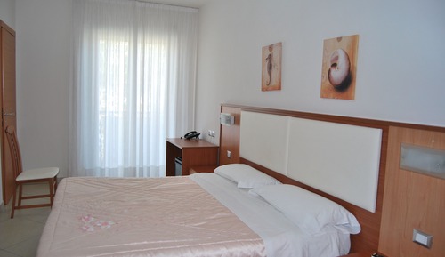 Double Room Single Use