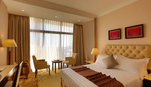 Superior Room, 1 Queen Bed, Mountain View
