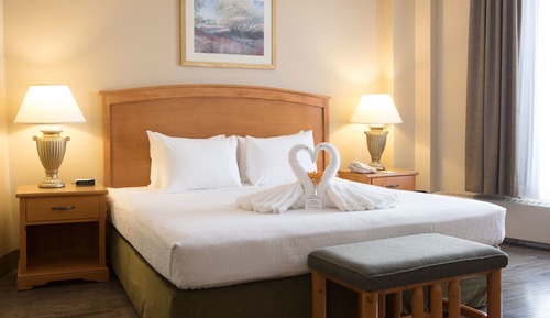 Standard Room, 1 King Bed