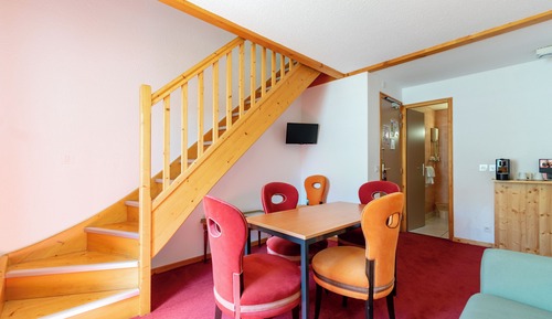 Family Room (For 6 people)