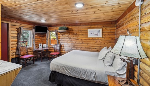Classic Cabin, 1 King Bed, Mountainside