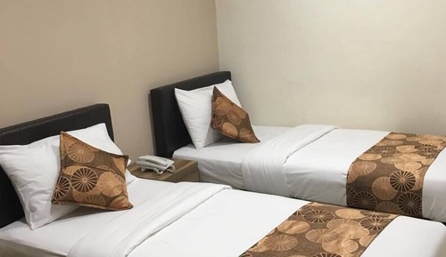 Standard Twin Room, No Windows