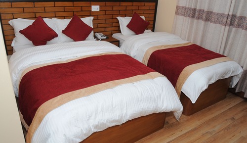 Deluxe Triple Room, City View