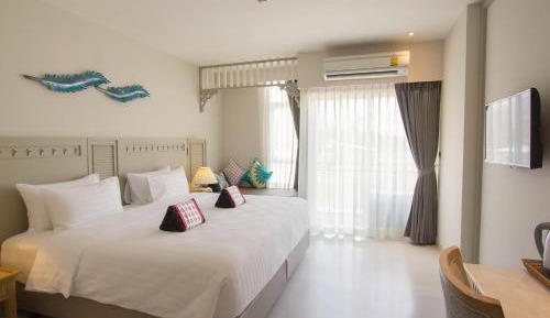 Deluxe King Room