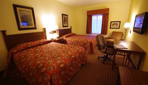 Deluxe Queen Room with Two Queen Beds