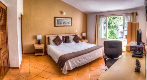 Deluxe Double Room with Shower