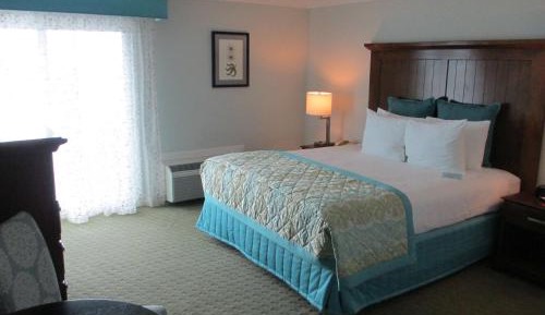 Ground Floor Queen Room with Ocean View, Balcony