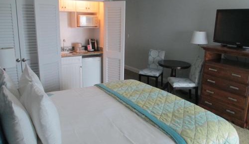2nd Floor King Room with Ocean View, Balcony